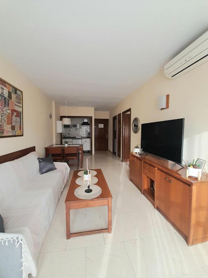 Nice Apartment In Hotel Ronda 4 First Beach Line Fuengirola Εξωτερικό φωτογραφία