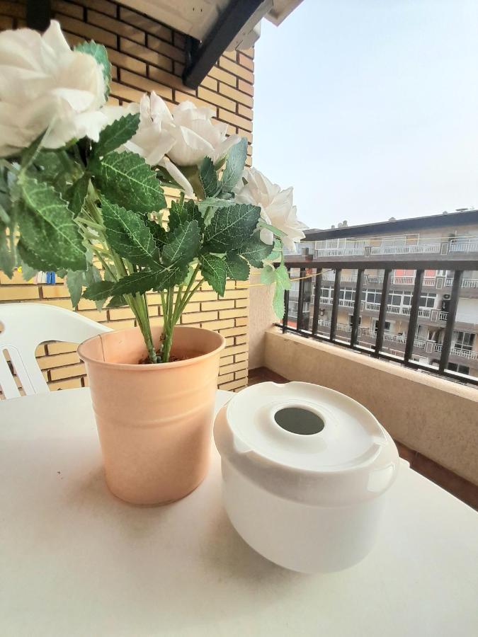 Nice Apartment In Hotel Ronda 4 First Beach Line Fuengirola Εξωτερικό φωτογραφία